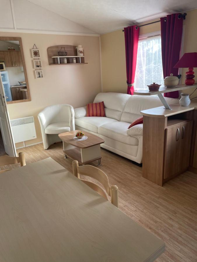 Mobil Home Parfait Etat Sur Camping Arvert Екстериор снимка